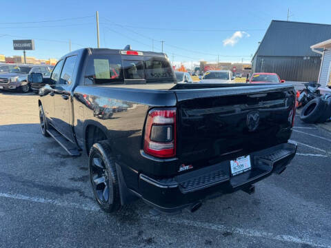 2019 RAM 1500 SPORT CREW