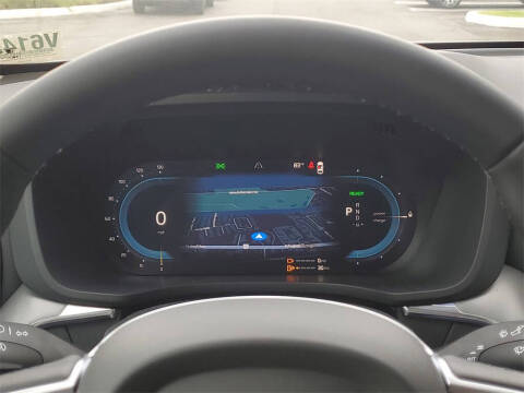 2025 Volvo XC60 T8 Core Dark Theme