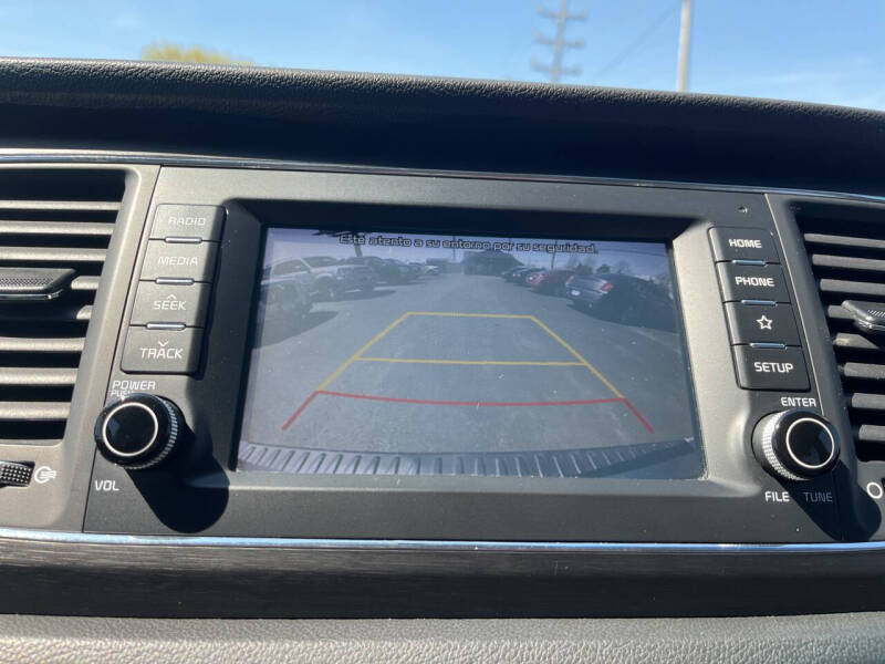 2020 Kia Sedona LX