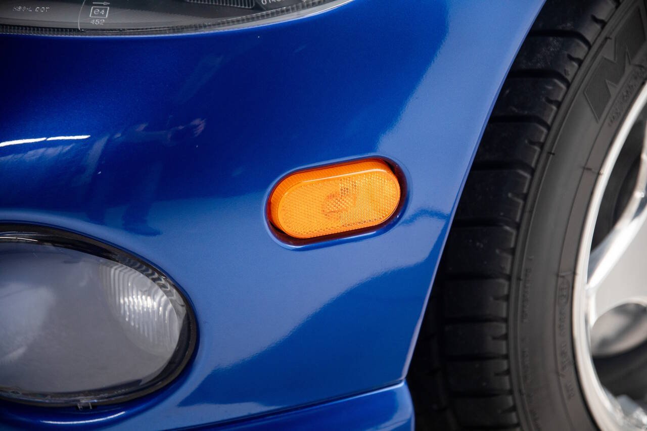 1997 Dodge Viper 39