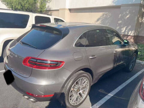 2015 Porsche Macan S
