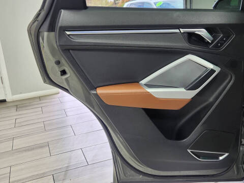 2021 Audi Q3 quattro S line Prem Plus 45 TFSI