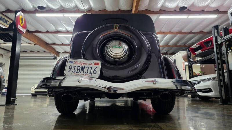 1936 Ford Phaeton
