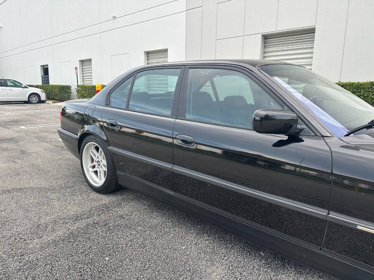 2000 BMW 7 Series  - $12,900