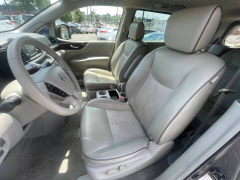 2016 Nissan Quest