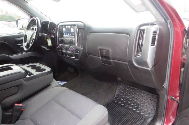 2014 Chevrolet Silverado 1500 2LT photo 16