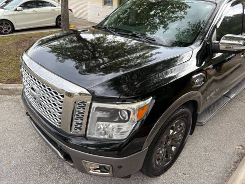 2017 Nissan Titan Platinum Reserve