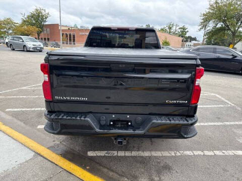 2020 Chevrolet Silverado 1500 Custom