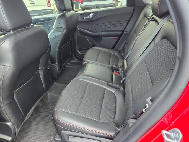 2025 Ford Escape Hybrid ST-Line Select