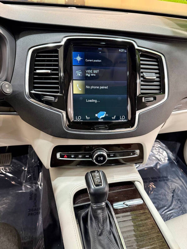 2018 Volvo XC90 T5 Momentum 7-Passenger