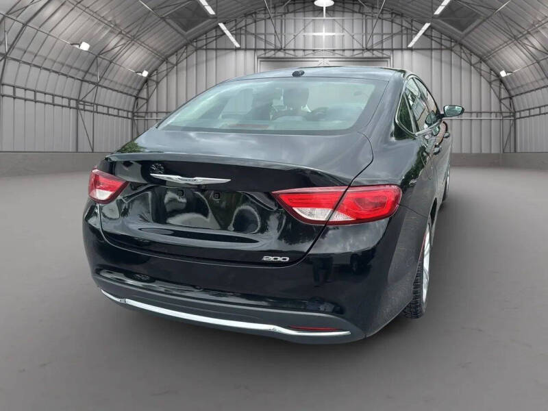2016 Chrysler 200