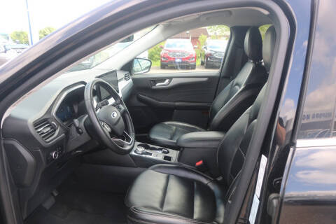 2024 Ford Escape Platinum
