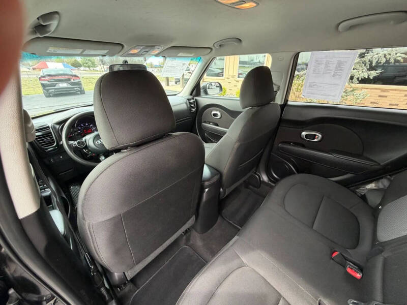 2019 Kia Soul +