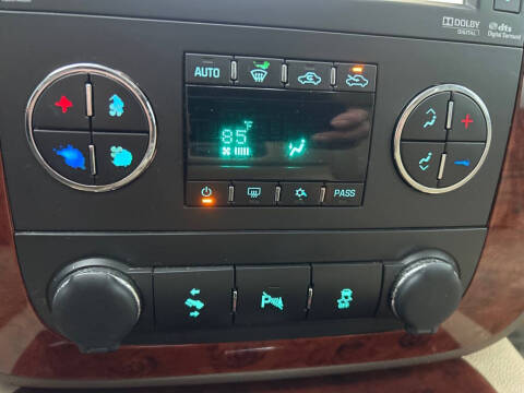 2012 Chevrolet Avalanche LTZ