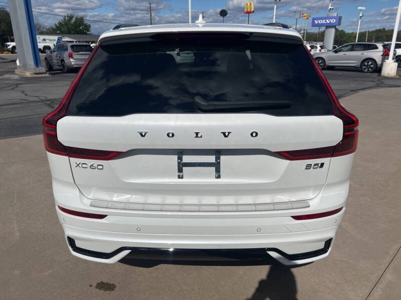 2026 Volvo XC60 B5 Plus