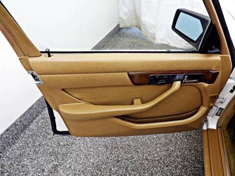 1985 Mercedes-Benz 500-Class 500 SEL