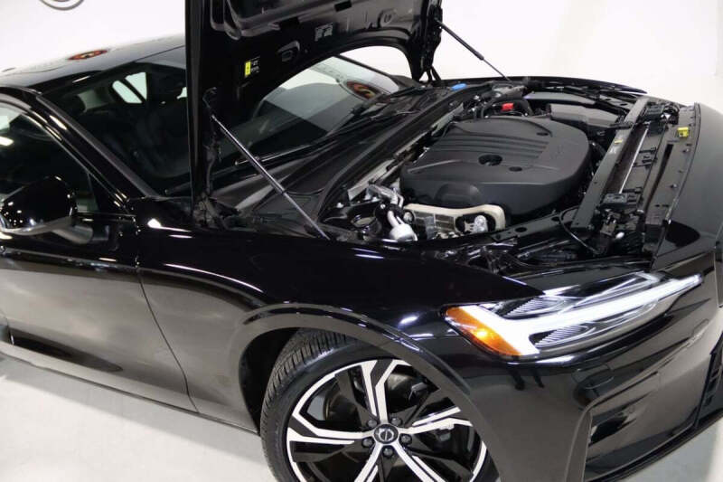 2025 Volvo S60 B5 Core