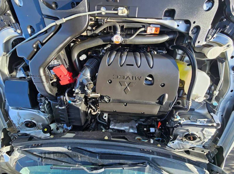 2017 Mitsubishi Lancer ES