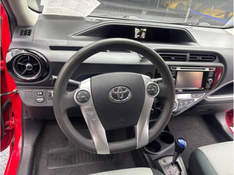 2015 Toyota Prius c