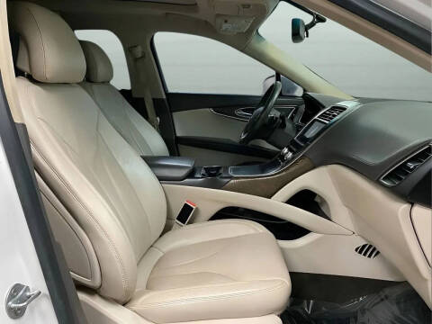 2016 Lincoln MKX Select