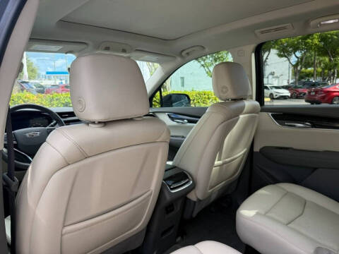 2021 Cadillac XT6 Premium Luxury