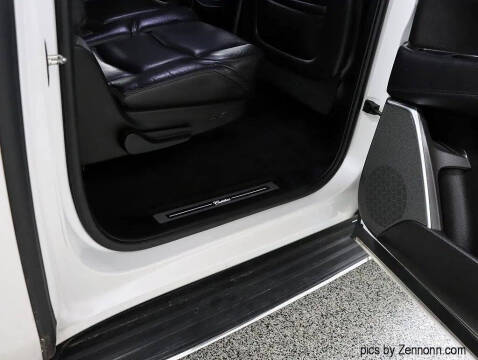 2018 Cadillac Escalade ESV Luxury