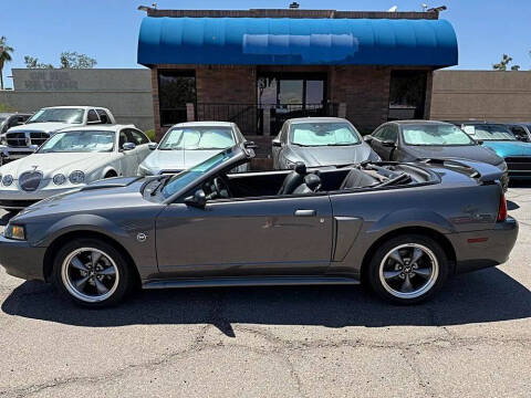 2004 Ford Mustang GT Deluxe