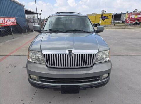 2005 Lincoln Navigator Luxury