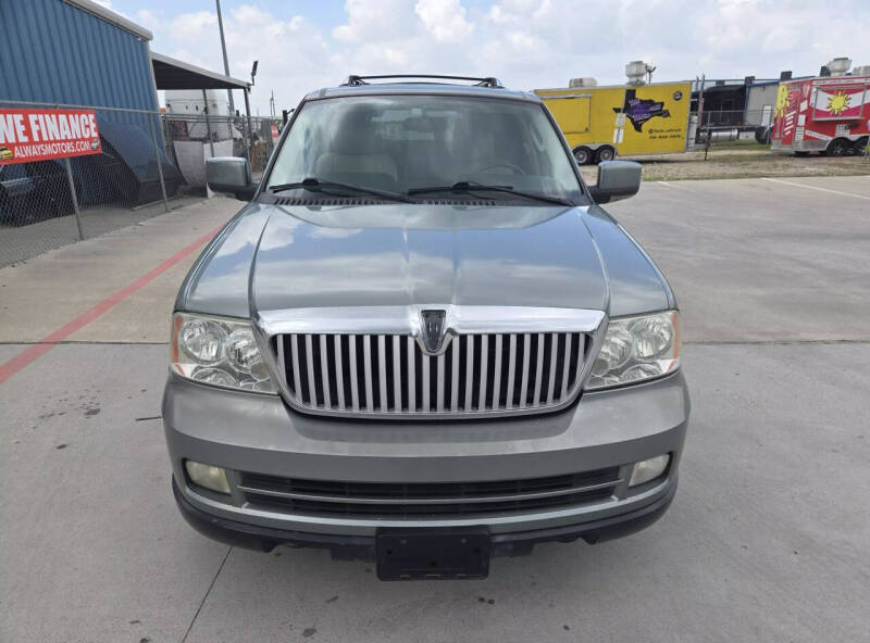 2005 Lincoln Navigator Luxury