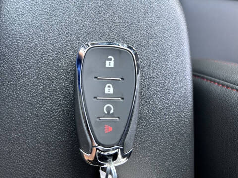 2025 Chevrolet Trax RS