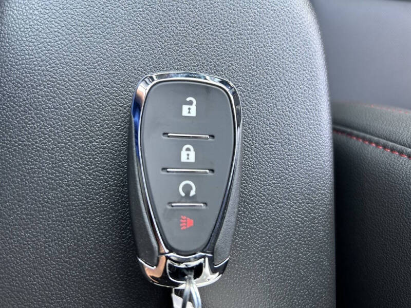 2025 Chevrolet Trax RS