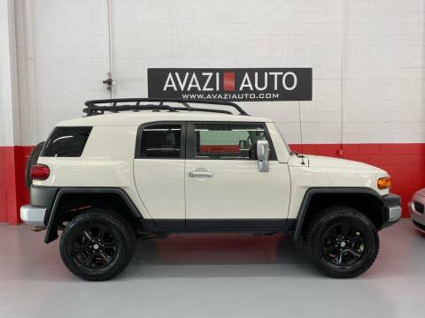 2012 Toyota FJ Cruiser for sale at AVAZI AUTO GROUP LLC in Gaithersburg MD