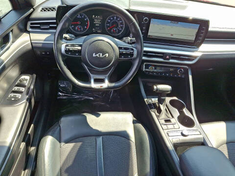 2022 Kia K5