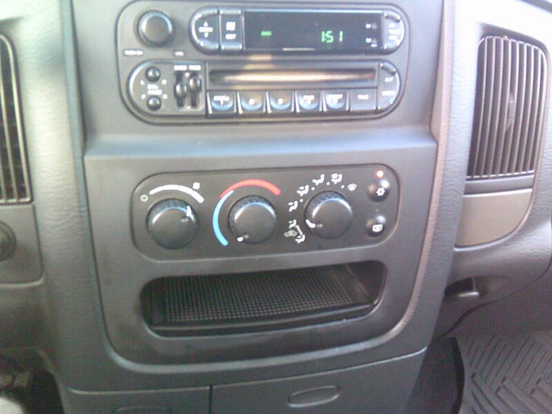 2004 Dodge Ram 3500 SLT