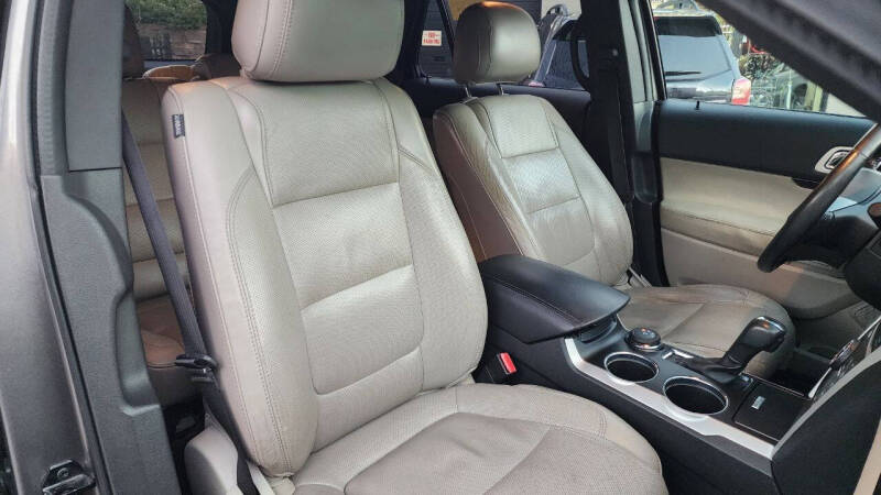 2012 Ford Explorer Limited