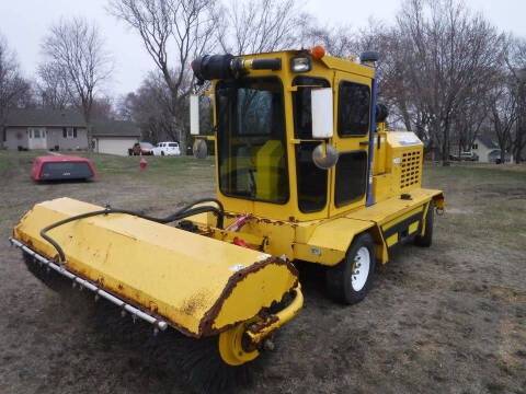 2012 Superior Broom SM80J Propelled Sweeper