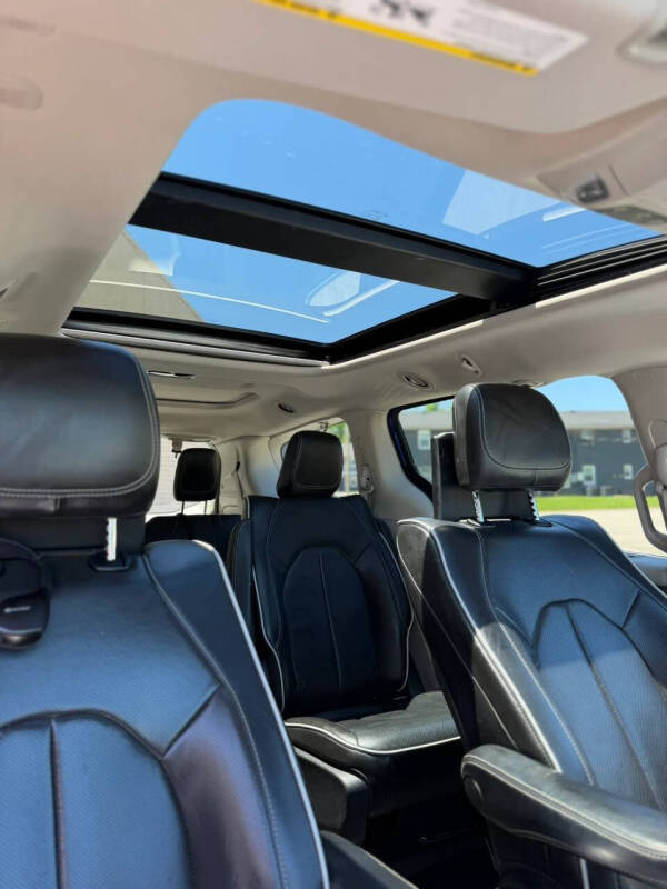 2021 Chrysler Pacifica Hybrid Limited