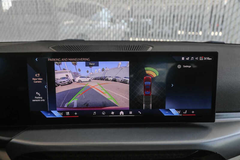 2025 BMW 3 Series 330i xDrive