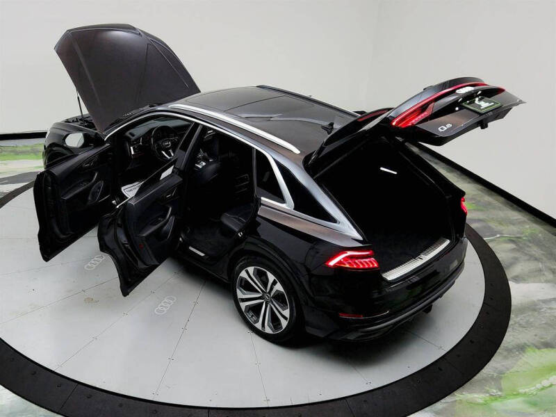 2021 Audi Q8 quattro Prestige 55 TFSI