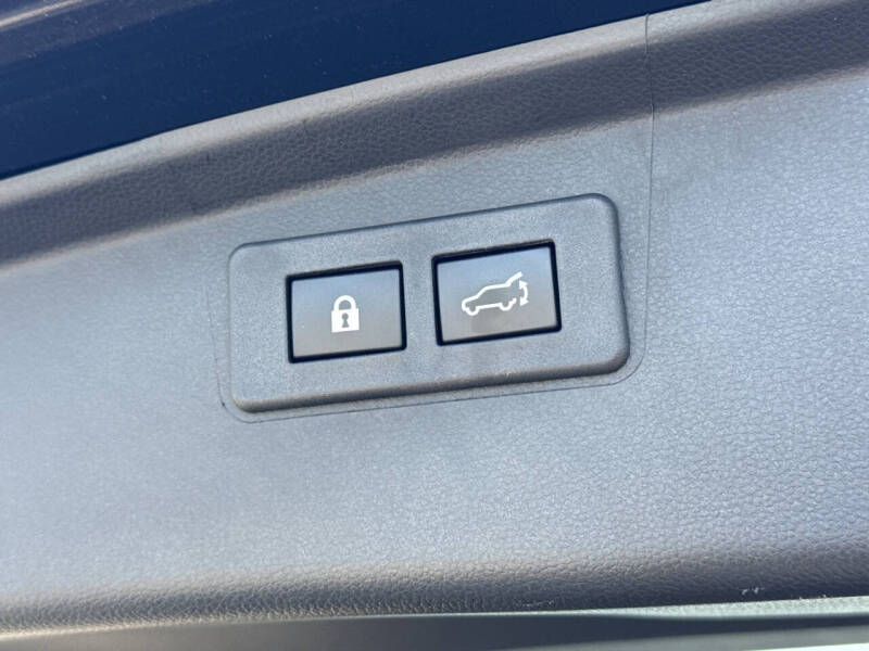 2025 Subaru Outback Touring