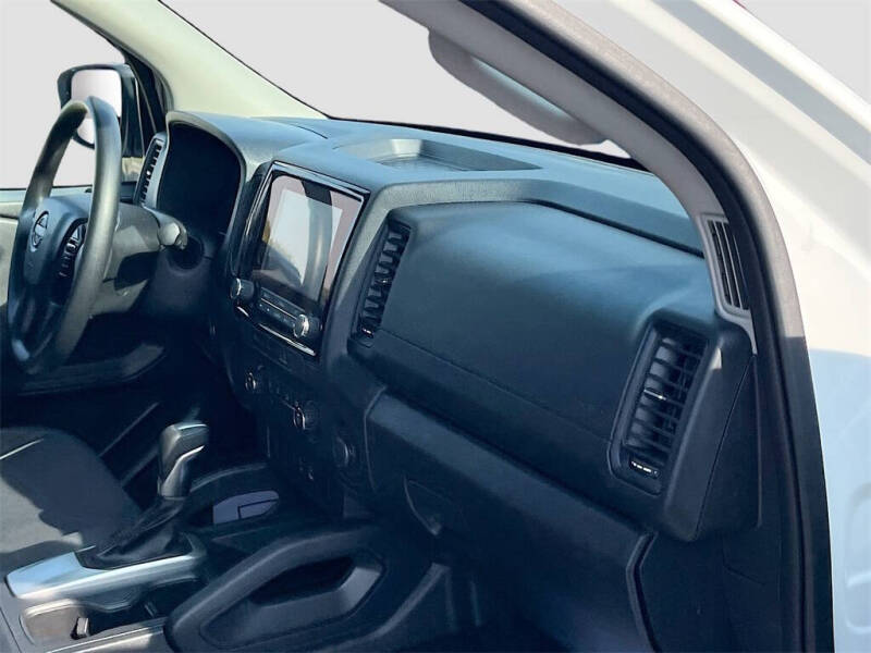 2024 Nissan Frontier S