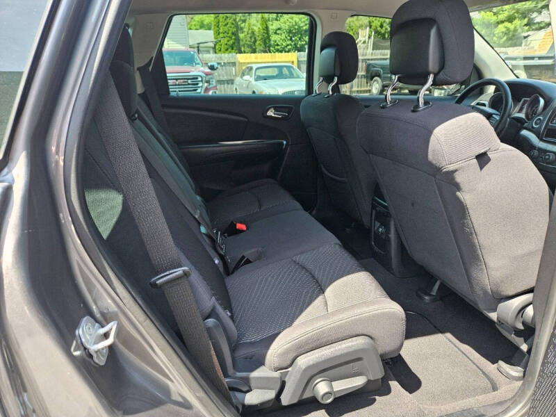 2012 Dodge Journey SE