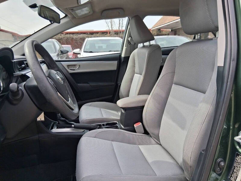 2015 Toyota Corolla LE