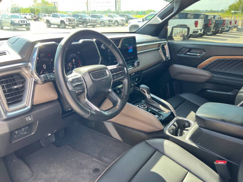 2025 GMC Canyon Denali