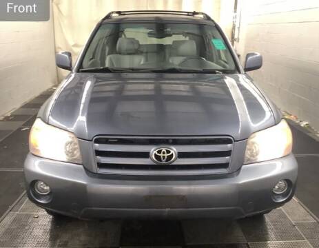2005 Toyota Highlander for sale at DEPENDABLE AUTO SPORTS LLC in Madison WI