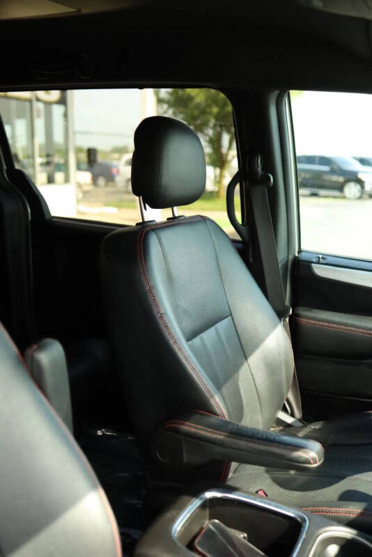 2016 Dodge Grand Caravan R/T