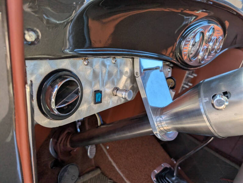 1933 Ford Model BB