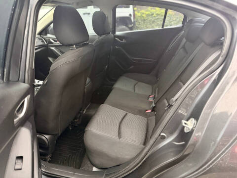 2015 Mazda MAZDA3 i Touring