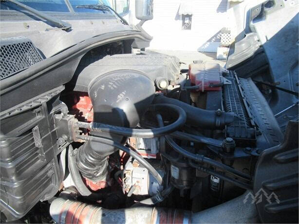 2016 Freightliner Cascadia