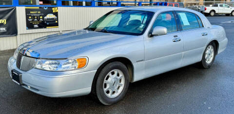 2000 Lincoln Town Car